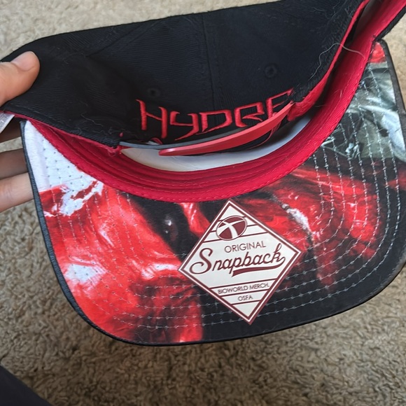 Never worn, have had for years - Picture 3 of 3